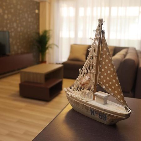 Vega Beach Apartment ママイア エクステリア 写真