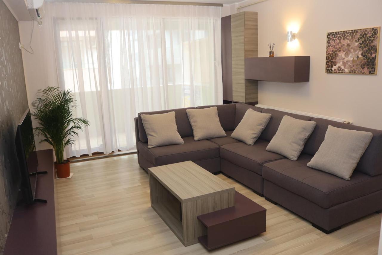 Vega Beach Apartment ママイア エクステリア 写真
